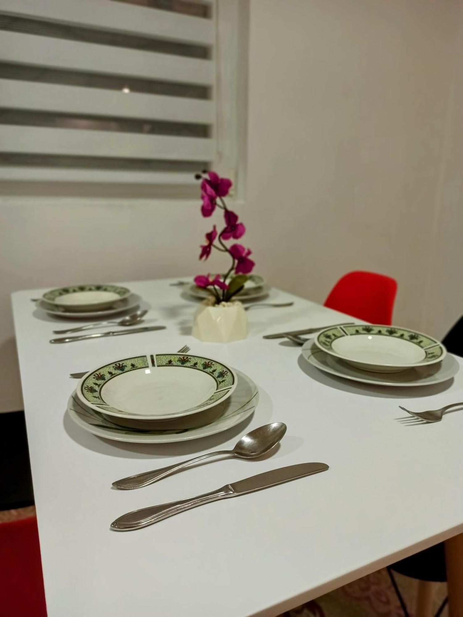 Bayt Apartment - Free Parking サラエヴォ エクステリア 写真