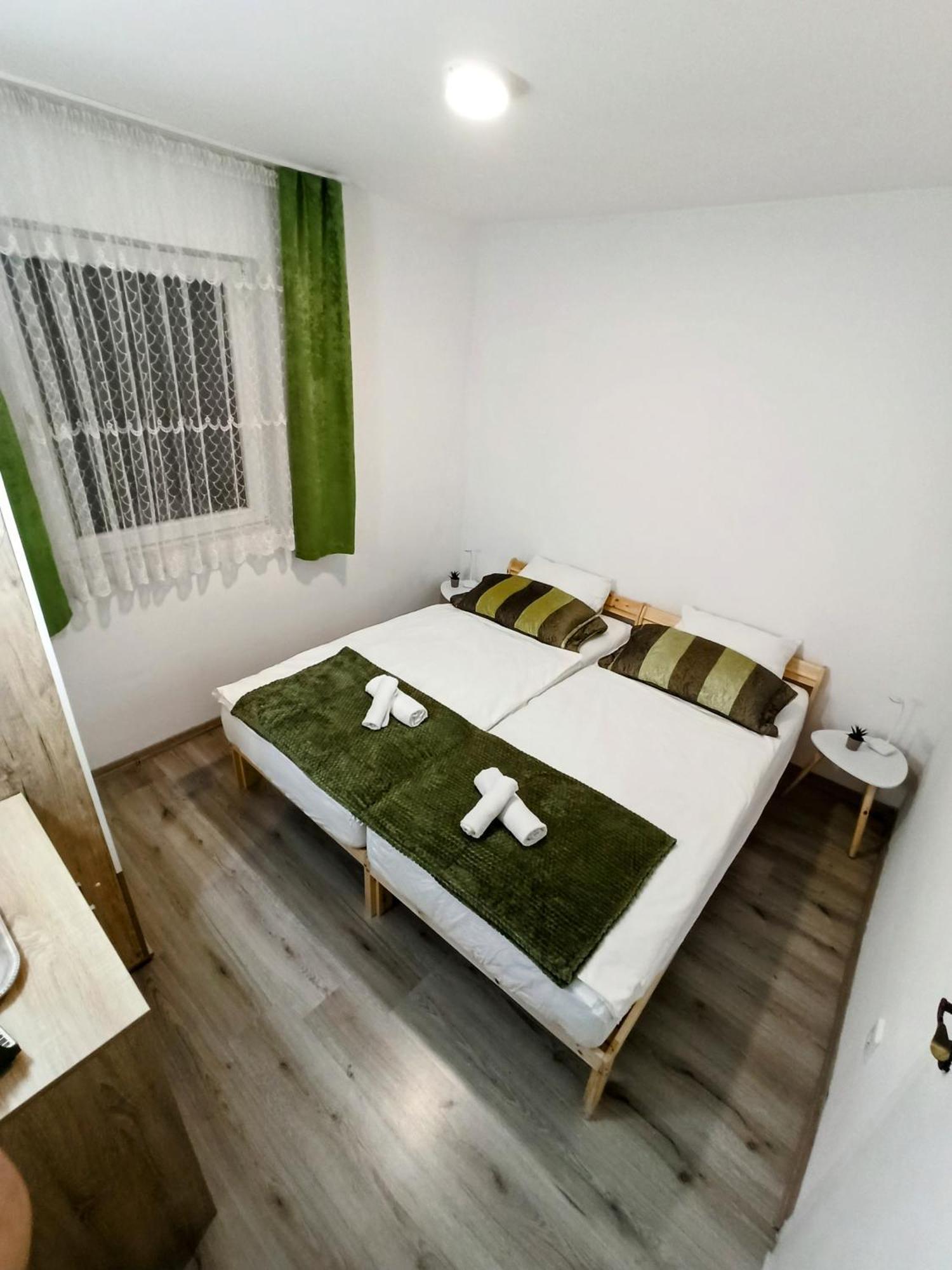 Bayt Apartment - Free Parking サラエヴォ エクステリア 写真
