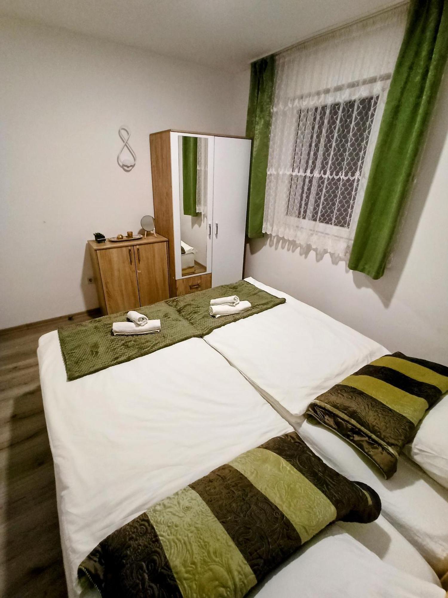 Bayt Apartment - Free Parking サラエヴォ エクステリア 写真